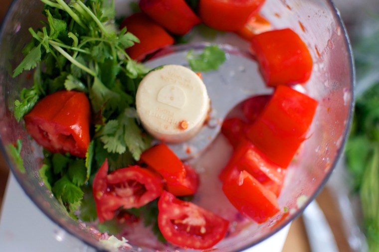 Fresh and Easy Salsa / Big Eats Tiny Kitchen